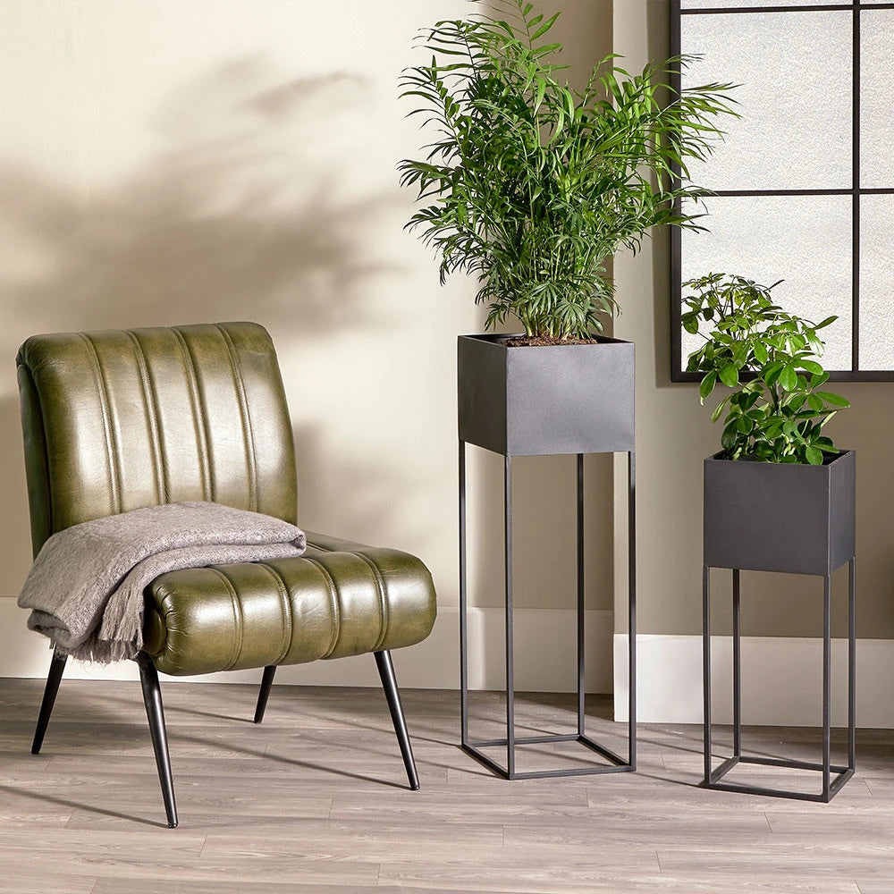 modern plant pots uk Set of 2 Matt Graphite Metal Planters with Stands – Square Modern Deco – Click Style