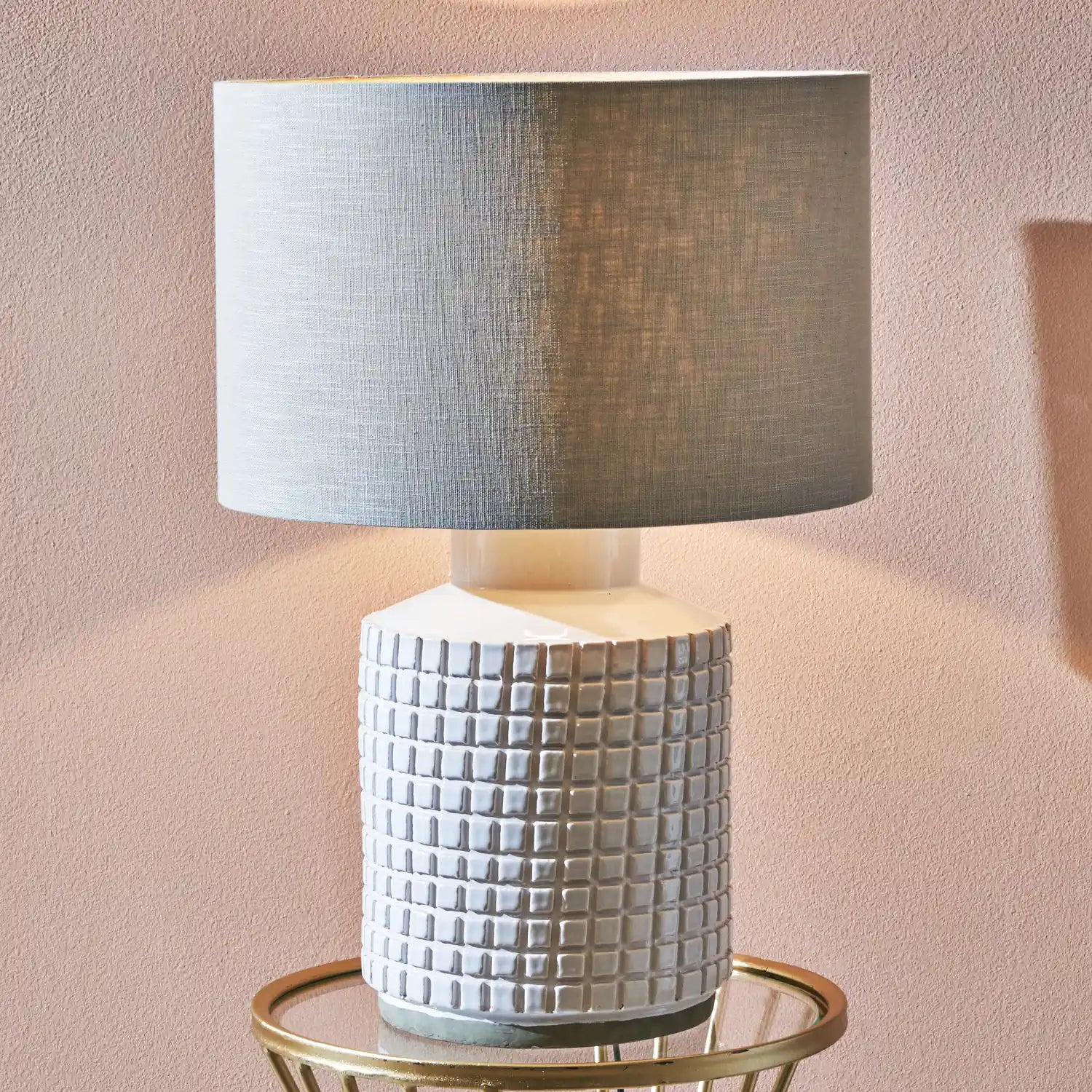 Modern White Textured Squares Ceramic Table Lamp Base – Click Style