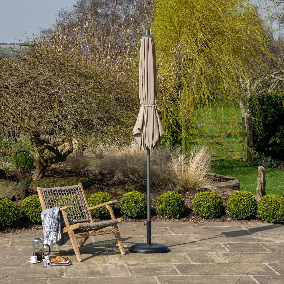 Platinum Riva 3m Round Centre Pole Parasol in Taupe – Click Style