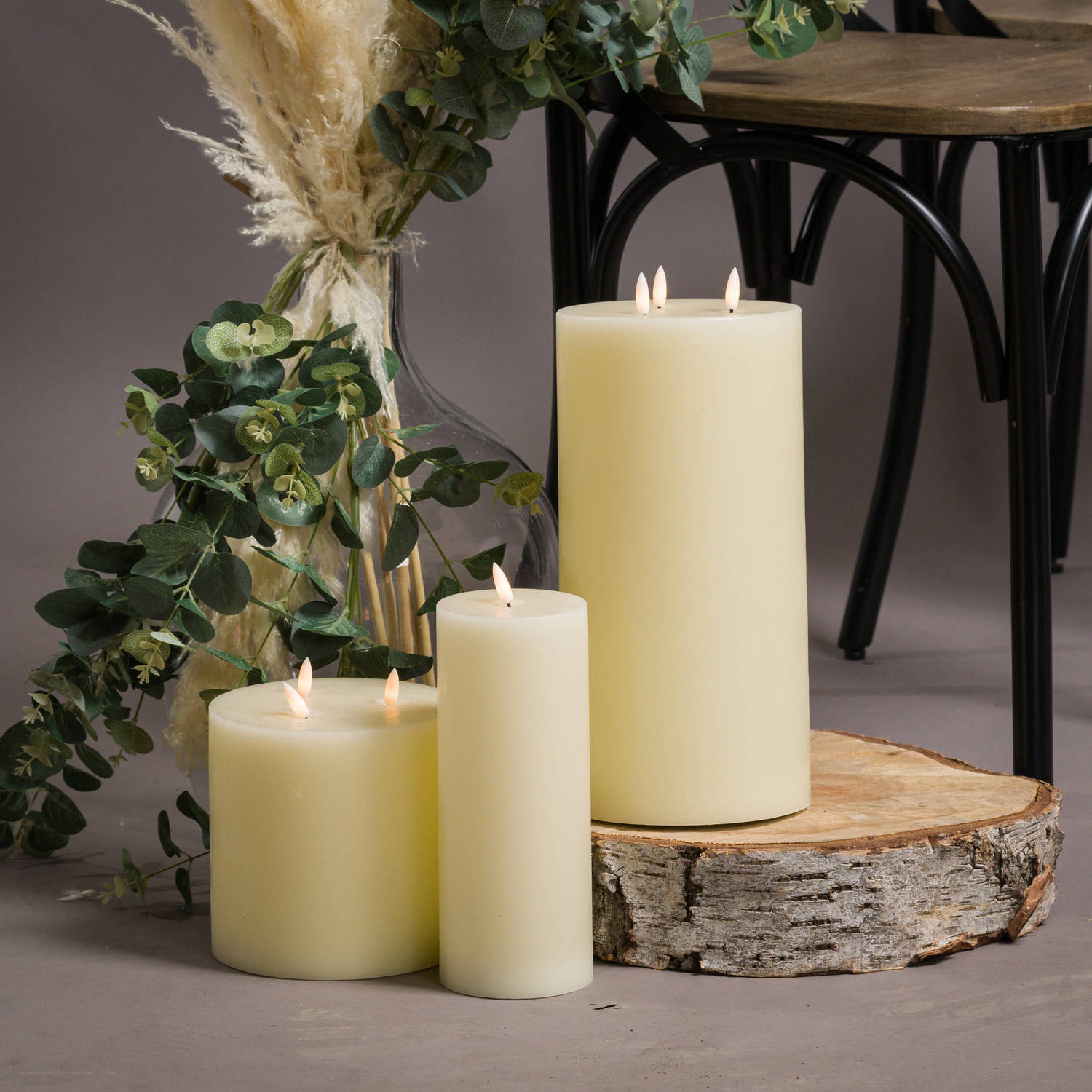Cream LED Pillar Candle with Flickering Flame 20x7.5cm – Click Style