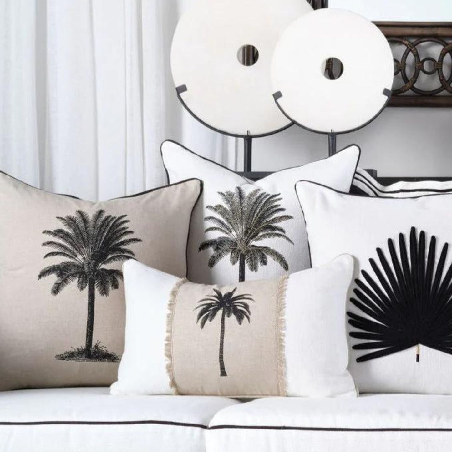 Sand and black cushion 50x50 Palm and tropical coastal design