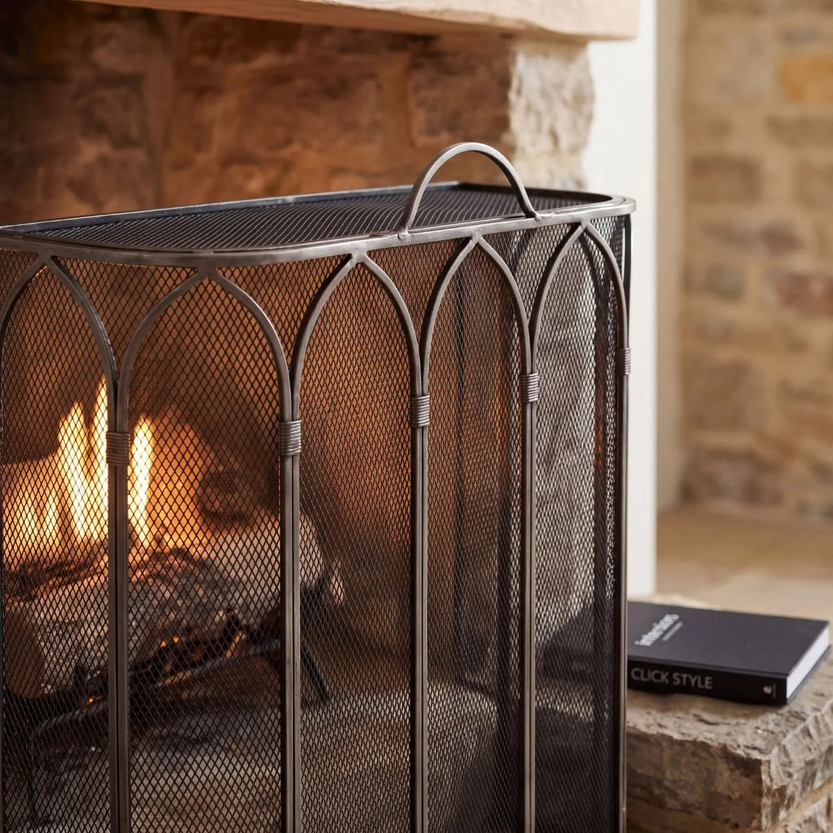 Antique Pewter & Black Firescreen with Top Handle & Gothic Arch Design – Metal Mesh Fireplace Fire Guard 65x55x21cm close-up showing Gothic arches, top handle and fine metal mesh | Click Style
