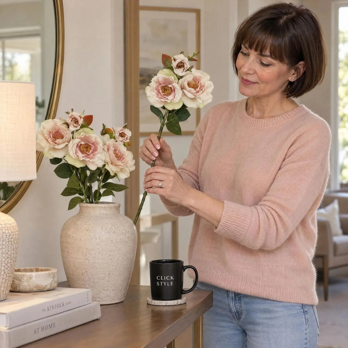 Artificial Pale Blush Tea Rose Stem with Open Blooms & Rosebud – Lifelike Palest Blush Pink Faux Rose Flowers with Realistic Green Foliage 60cm – Woman Styling Flexible Rose Stem in Ceramic Vase Arrangement | Click Style