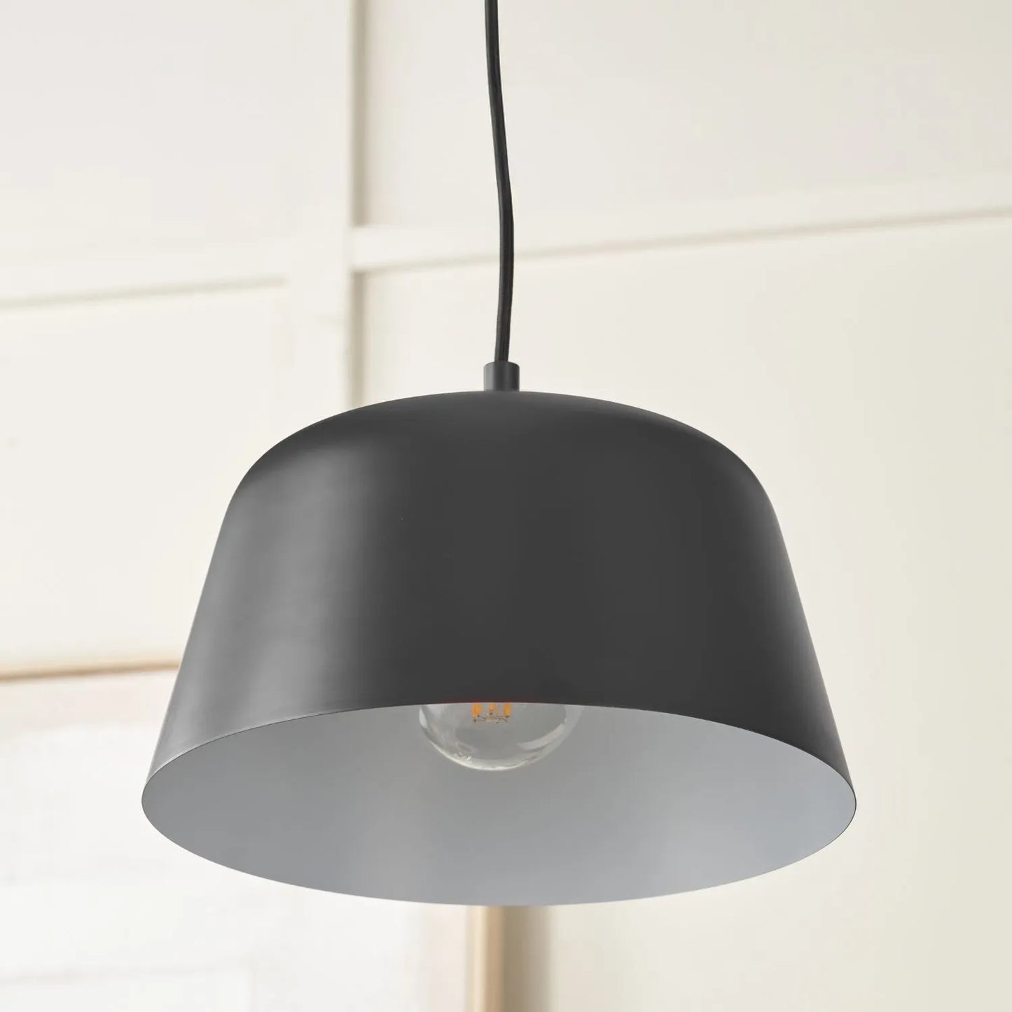 Black Adjustable Retro Pendant Ceiling Light with Metal Dome Shade – Modern Hanging Suspension Lamp 122x29x29cm | Click Style