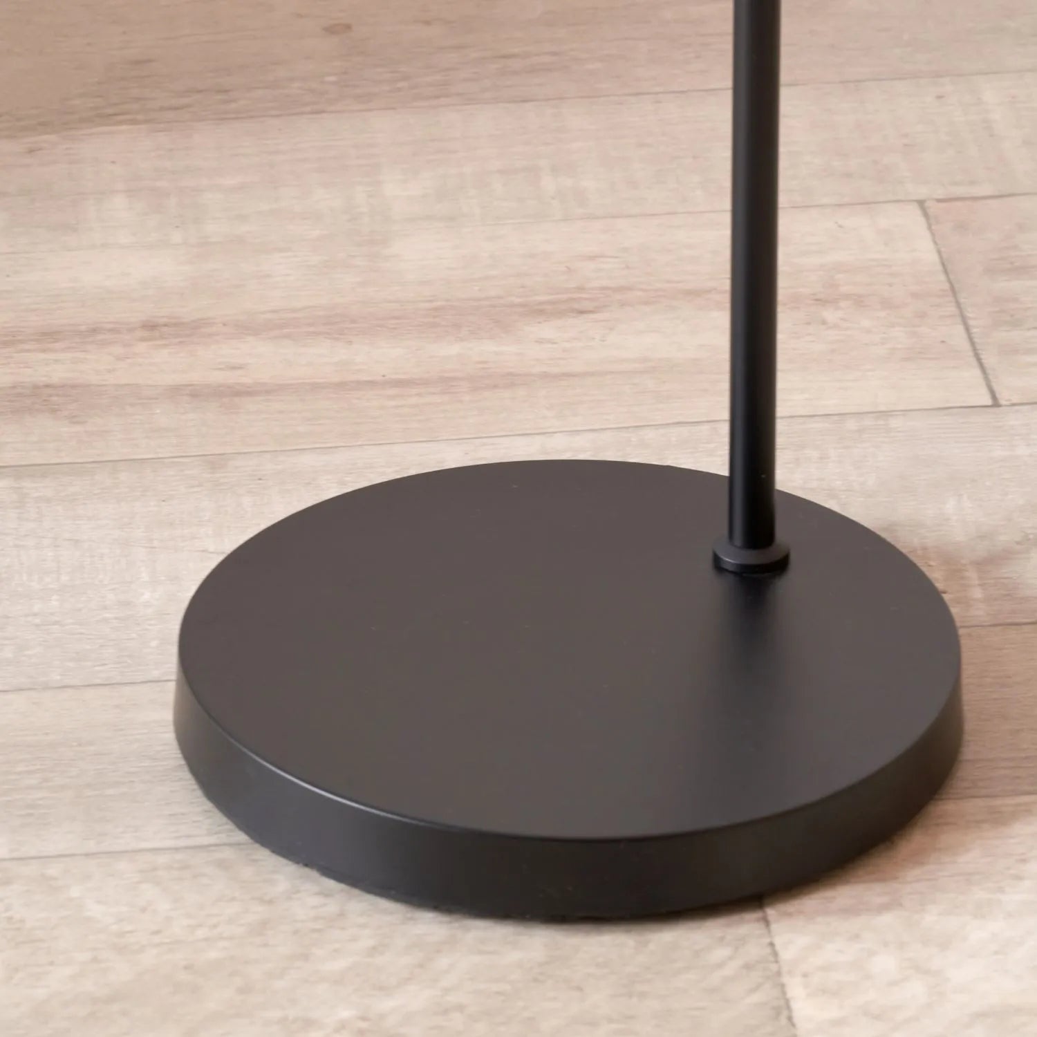 Black Retro Task Floor Lamp with Adjustable Metal Dome Shade – Modern Reading Light 172x30x38cm | Standard Lamp | Click Style