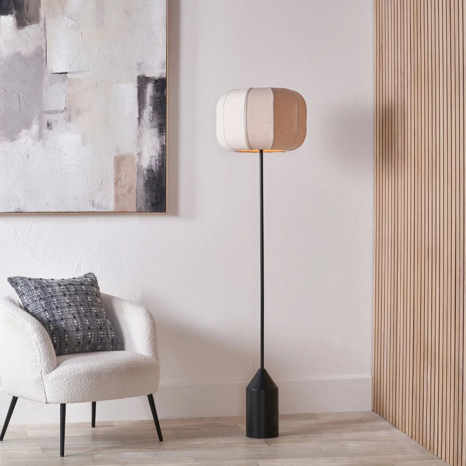 Black Sculptural Metal Floor Lamp with Structured Natural Linen Rounded Squat Shade – Contemporary Cream & Black Freestanding Floor Lamp 157x41x41cm | Click Style