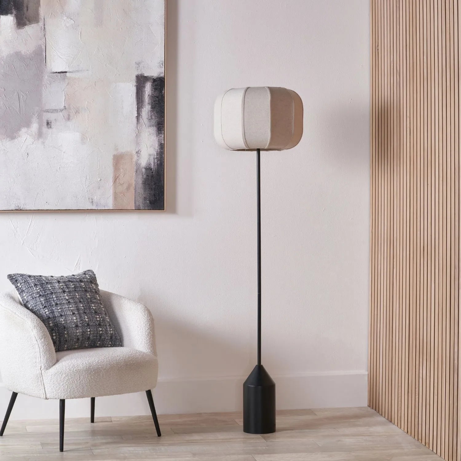 Black Sculptural Metal Floor Lamp with Structured Natural Linen Rounded Squat Shade – Contemporary Cream & Black Freestanding Floor Lamp 157x41x41cm | Click Style