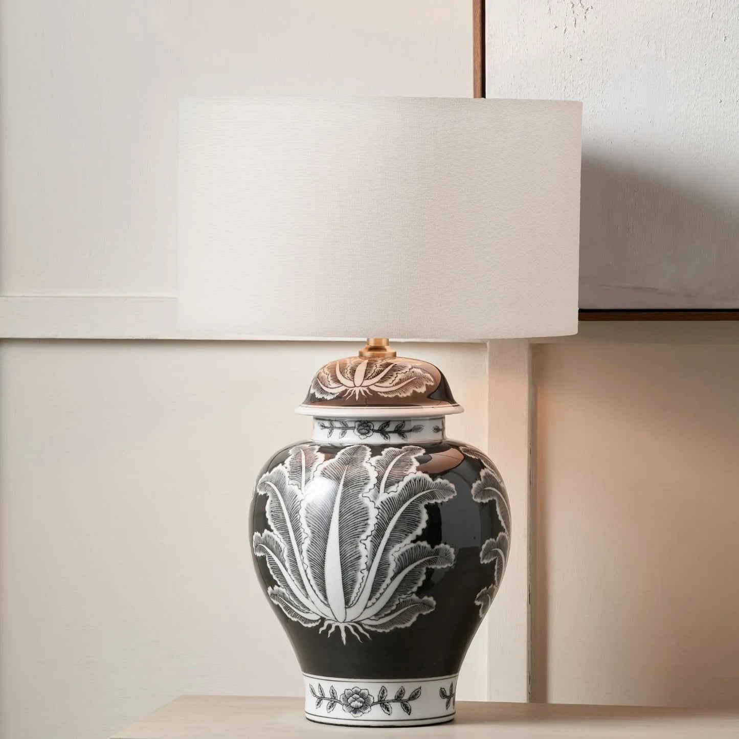 Black & White Art Deco Ceramic Urn Table Lamp with White Handloom Cotton Drum Shade – Monochrome Decorative Lighting 67x40x40cm | Click Style