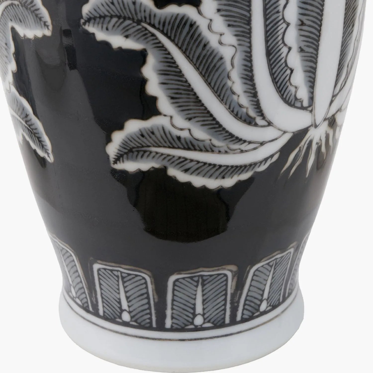 Black & White Art Deco Ceramic Urn Vase with Stylised Botanical Leaf Foliage Motif – Monochrome Decorative Vase 31x14x14cm | Click Style