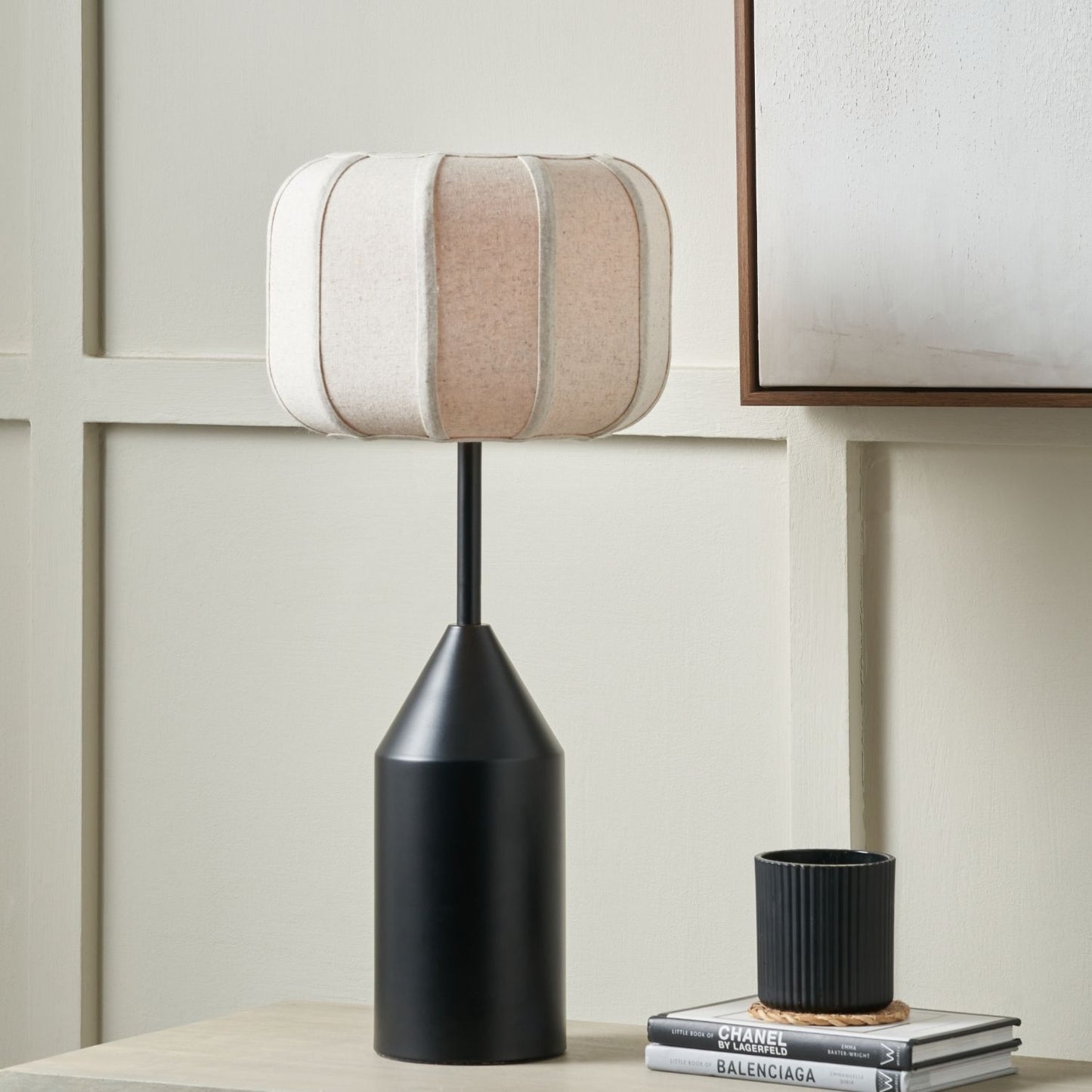Black Sculptural Metal Table Lamp with Structured Natural Linen Rounded Squat Shade – Contemporary Cream & Black Bedside and Side Table Light 66x34x34cm | Click Style