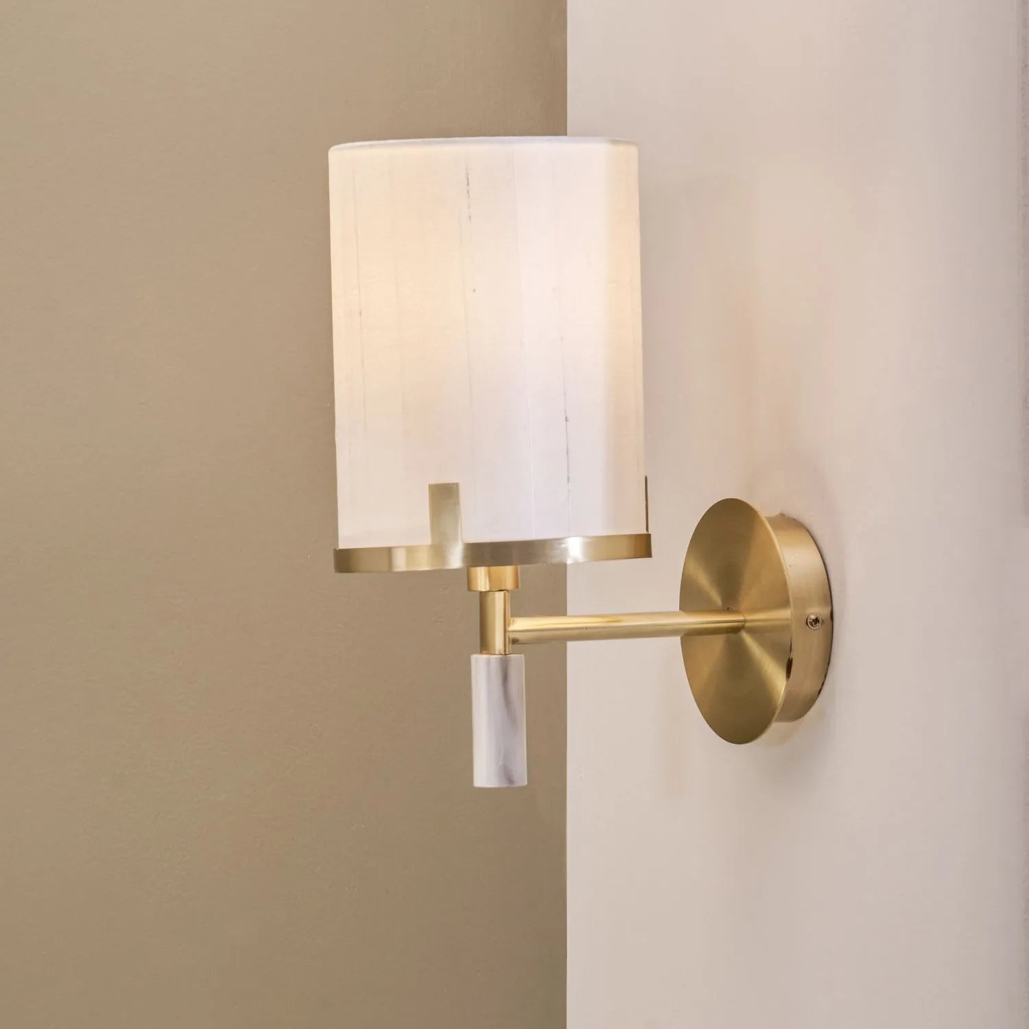 Champagne Gold & White Marble Effect Wall Light with Ivory Lampshade – Modern Metal Lighting 31x15x23cm - Click Style