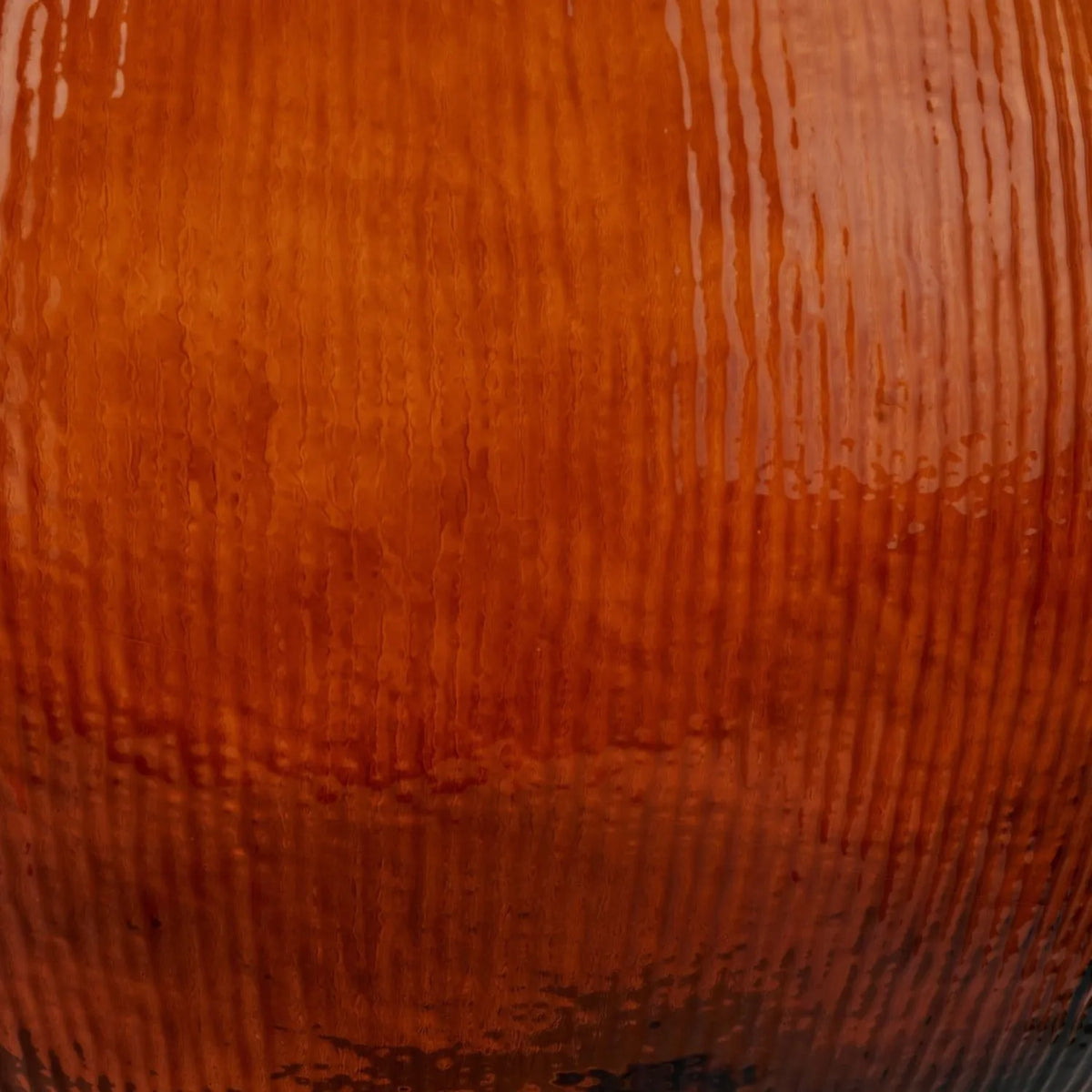 Chestnut Brown Recycled Glass Ribbed Vase with Bulbous Shape & Narrow Neck – Large Floor Standing Vase 42x34x34cm – Ribbed Glass Texture Close-Up | Click Style