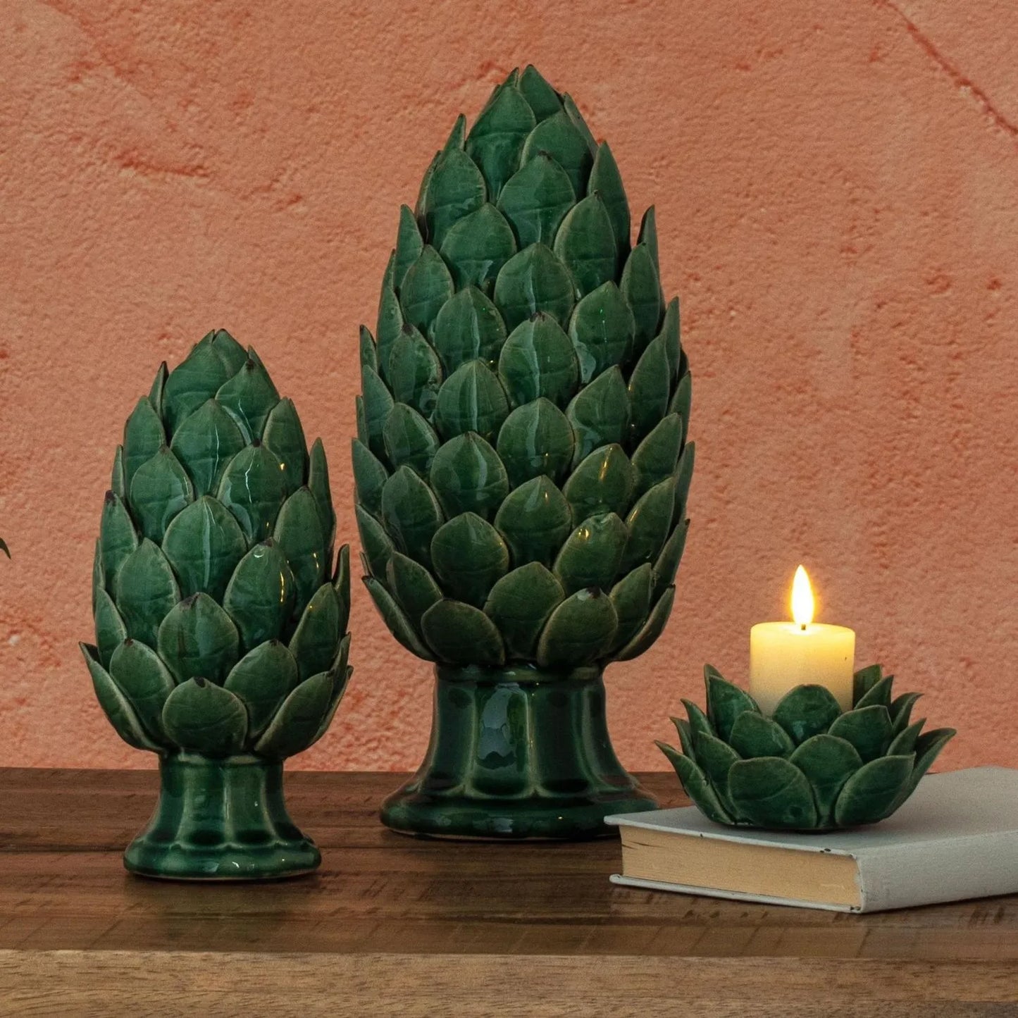 Green Ceramic Artichoke Ornament on Pedestal Stand with Distressed Glaze – Decorative Centrepiece for Home Decor 23x12cm - Click Style