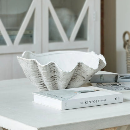 Grey & White Ceramic Decorative Clam Shell Bowl – Large Coastal Shell Shaped Centrepiece Vase & Decorative Ornament for Coastal & Neutral Home Interiors 40x40x16cm – handcrafted watertight ceramic shell bowl with textured finish in soft grey and white tones, ideal for styling dining tables, coffee tables, consoles, bathrooms and luxury coastal-inspired décor | Click Style