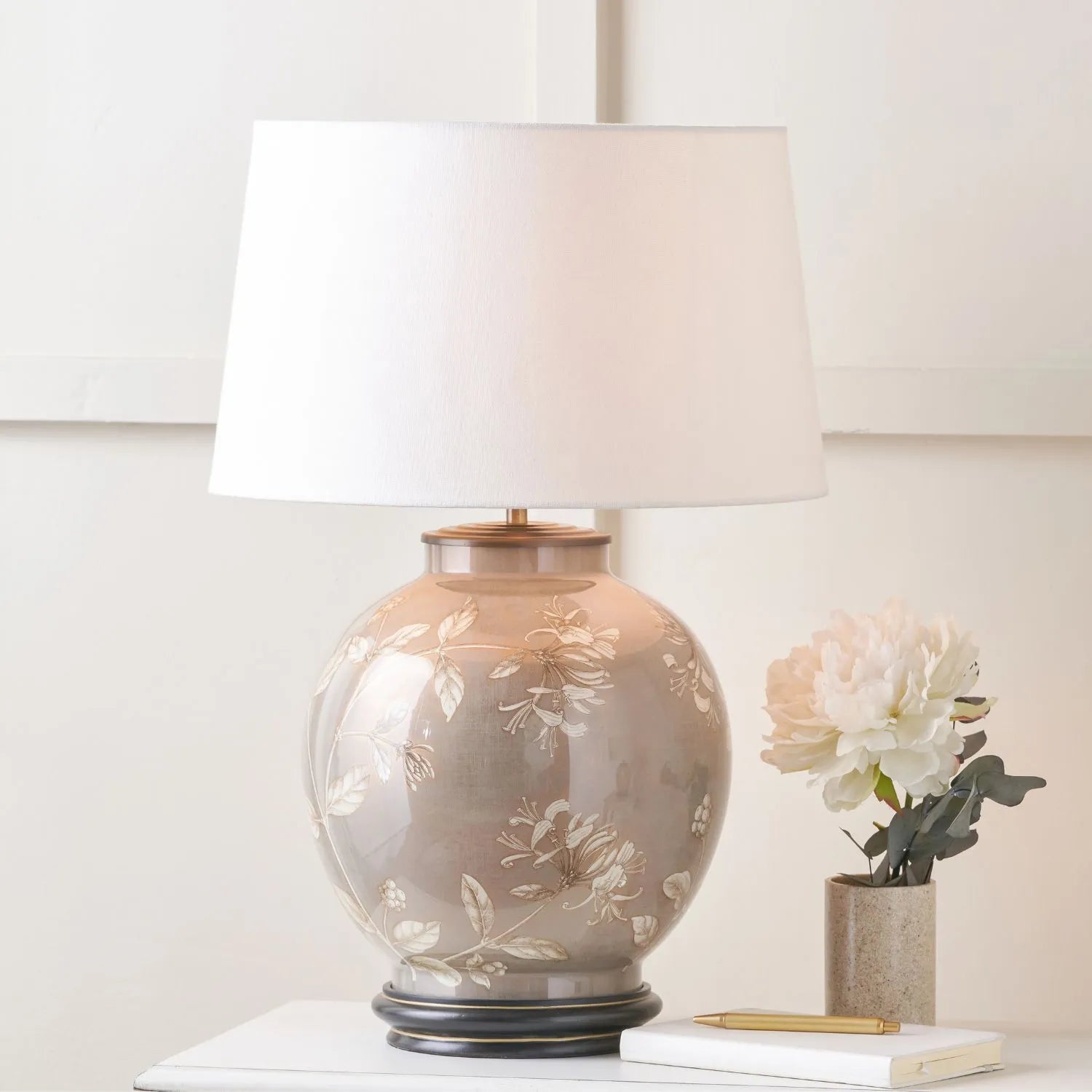 Jenny Worrall Honeysuckle Berries & Foliage Cream & Beige Taupe Glass Table Lamp Base | Handcrafted Floral Lighting with Antique Brass Base – Click Style