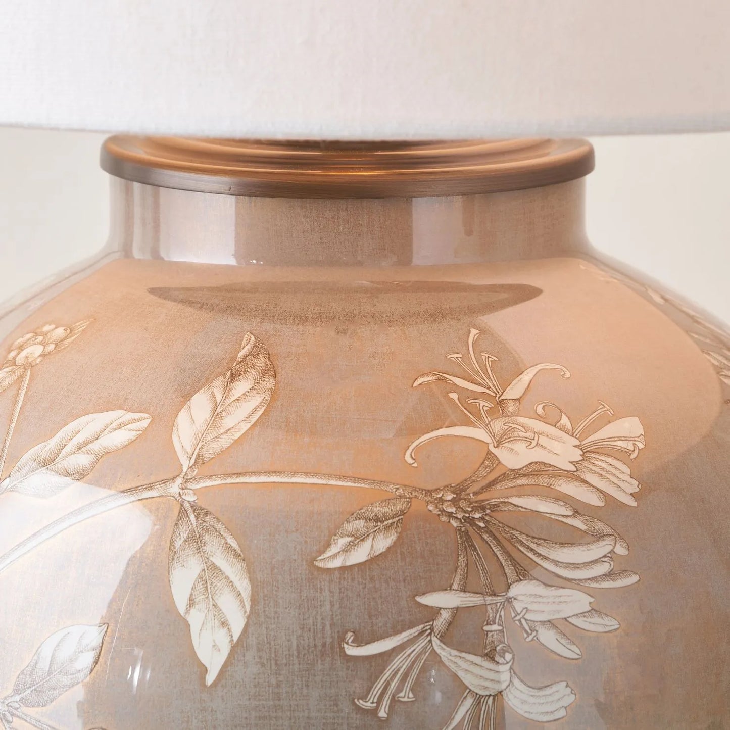 JJenny Worrall Honeysuckle Berries & Foliage Cream & Beige Taupe Glass Table Lamp Base | Handcrafted Floral Lighting with Antique Brass Base – Click Style