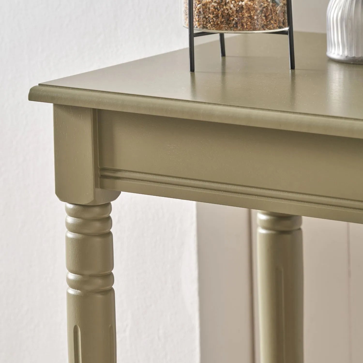 Large Khaki Olive Green Wooden Console Table with Shelf – Long 160cm Pine Hallway Console Table with Turned Legs & Lower Storage 80x160x40cm | Click Style