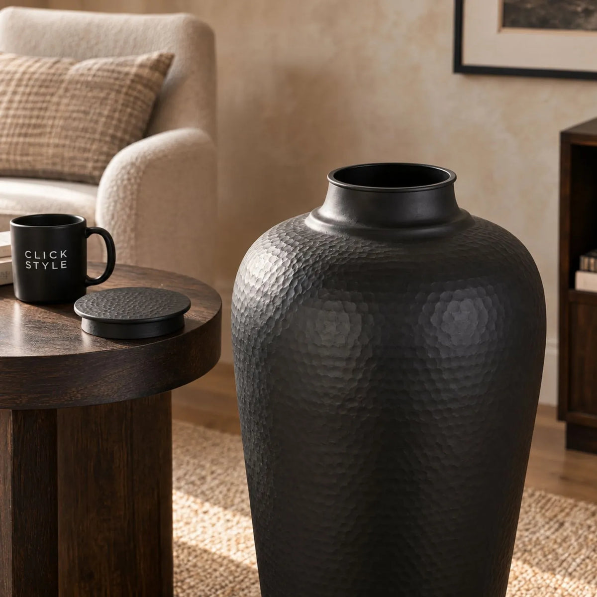 Large Matt Black Hammered Metal Floor Standing Vase with Removable Lid – Tall Tapered Decorative Vase 103x40x40cm – Removable Lid & Open Neck Detail | Click Style