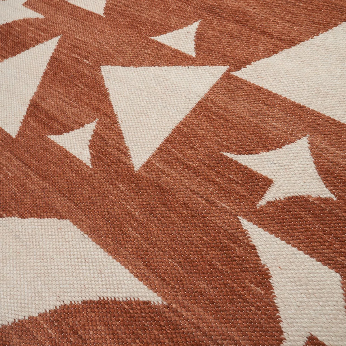 Click Bait Rugs Large Terracotta & Ivory Rectangular Indoor Outdoor Garden Rug with Ge ...