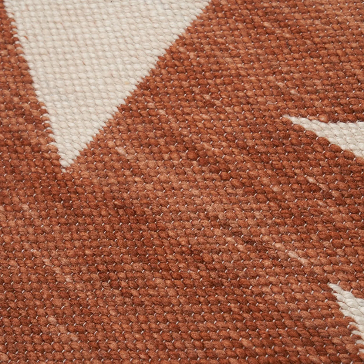 Click Bait Rugs Large Terracotta & Ivory Rectangular Indoor Outdoor Garden Rug with Ge ...