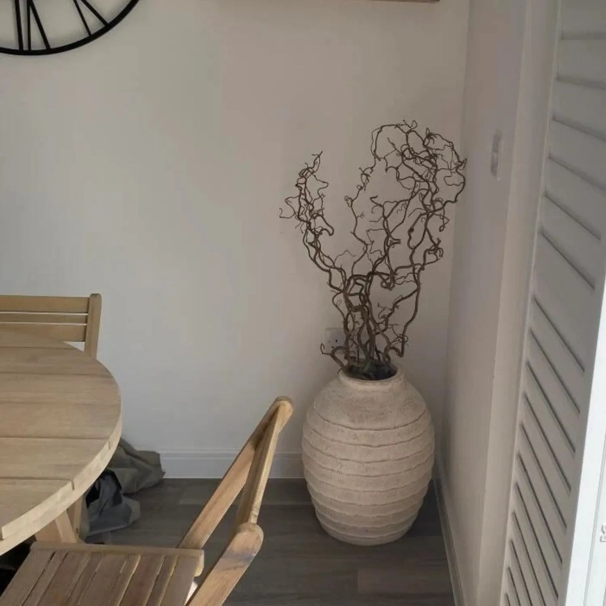 Large White Wash Fibrestone Floor Standing Vase with Ribbed Texture – Tall Distressed Stone-Effect Decorative Vase 49x38x38cm – Customer Home with Tall Twisted Decorative Branches | Click Style