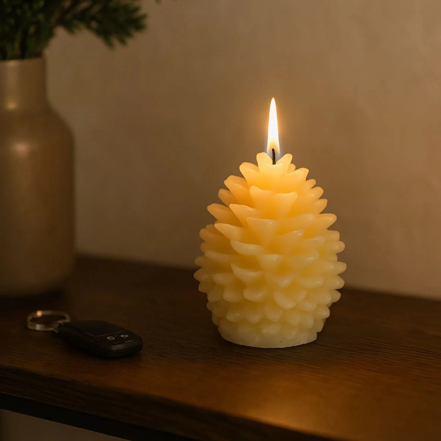Layered Cream Real Wax LED Christmas Pinecone Candle With Realistic Flickering Flame – Festive Battery Operated Decorative Light 11x10x10cm | Click Style
