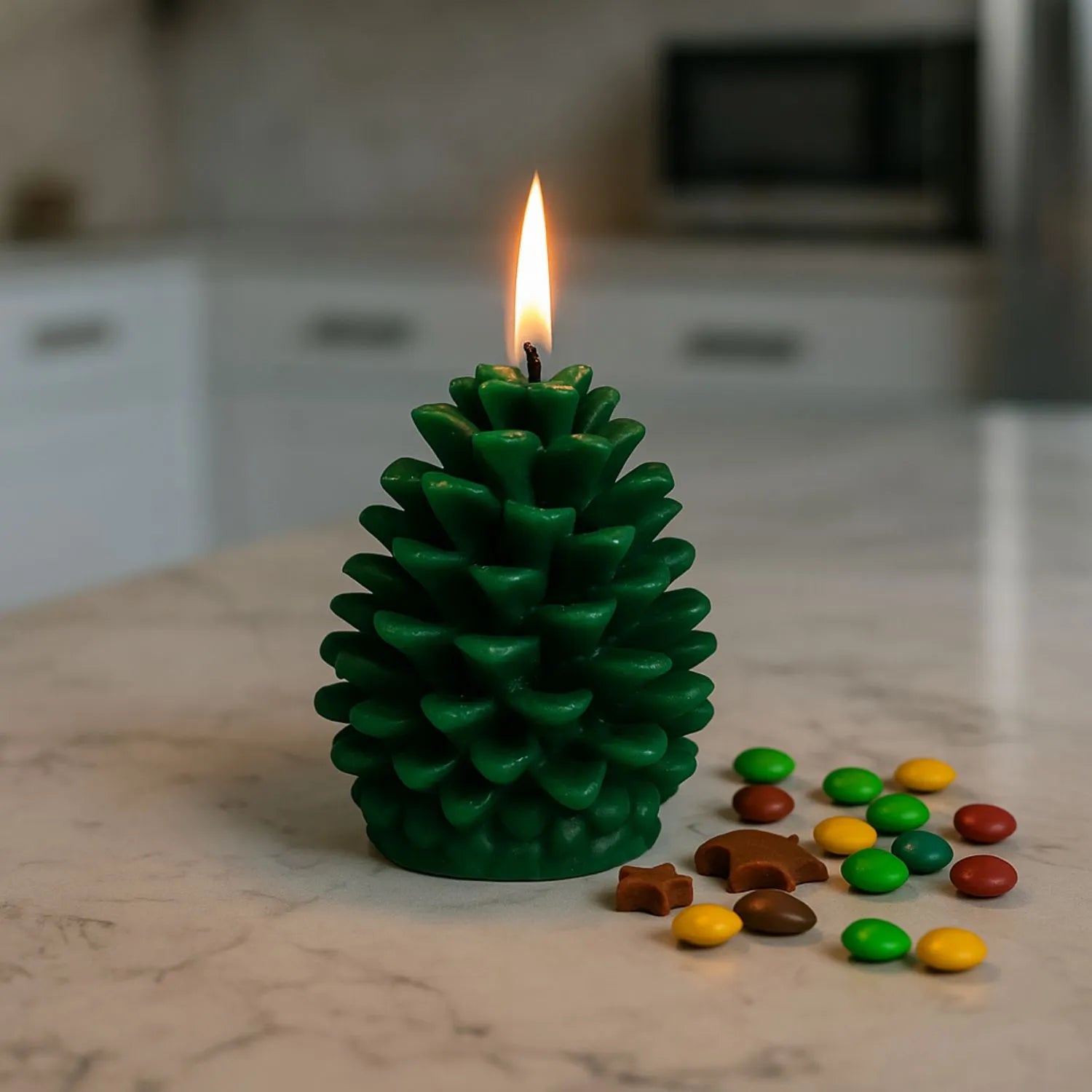 Layered Forest Green Real Wax LED Christmas Pinecone Candle With Realistic Flickering Flame – Festive Battery Operated Decorative Light 11x10x10cm | Click Style