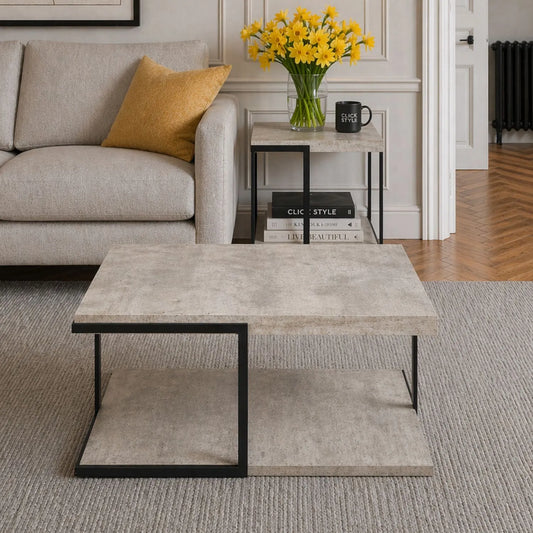 Light Grey Concrete Effect Wood Veneer Square Coffee Table with Lower Storage Shelf & Black Metal Frame – Industrial Living Room Coffee Table with Open Shelf Storage, Modern Concrete Look Centre Table for Sofas, Lounges and Contemporary Homes 38x82x82cm | Click Style
