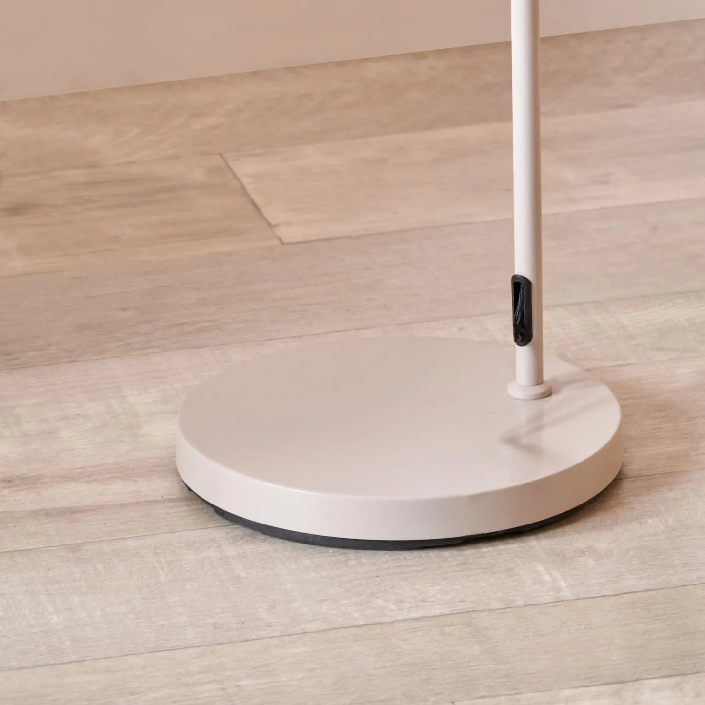 Light Grey Retro Task Floor Lamp with Adjustable Metal Dome Shade – Modern Reading Light 172x30x38cm | Standard Lamp | Click Style