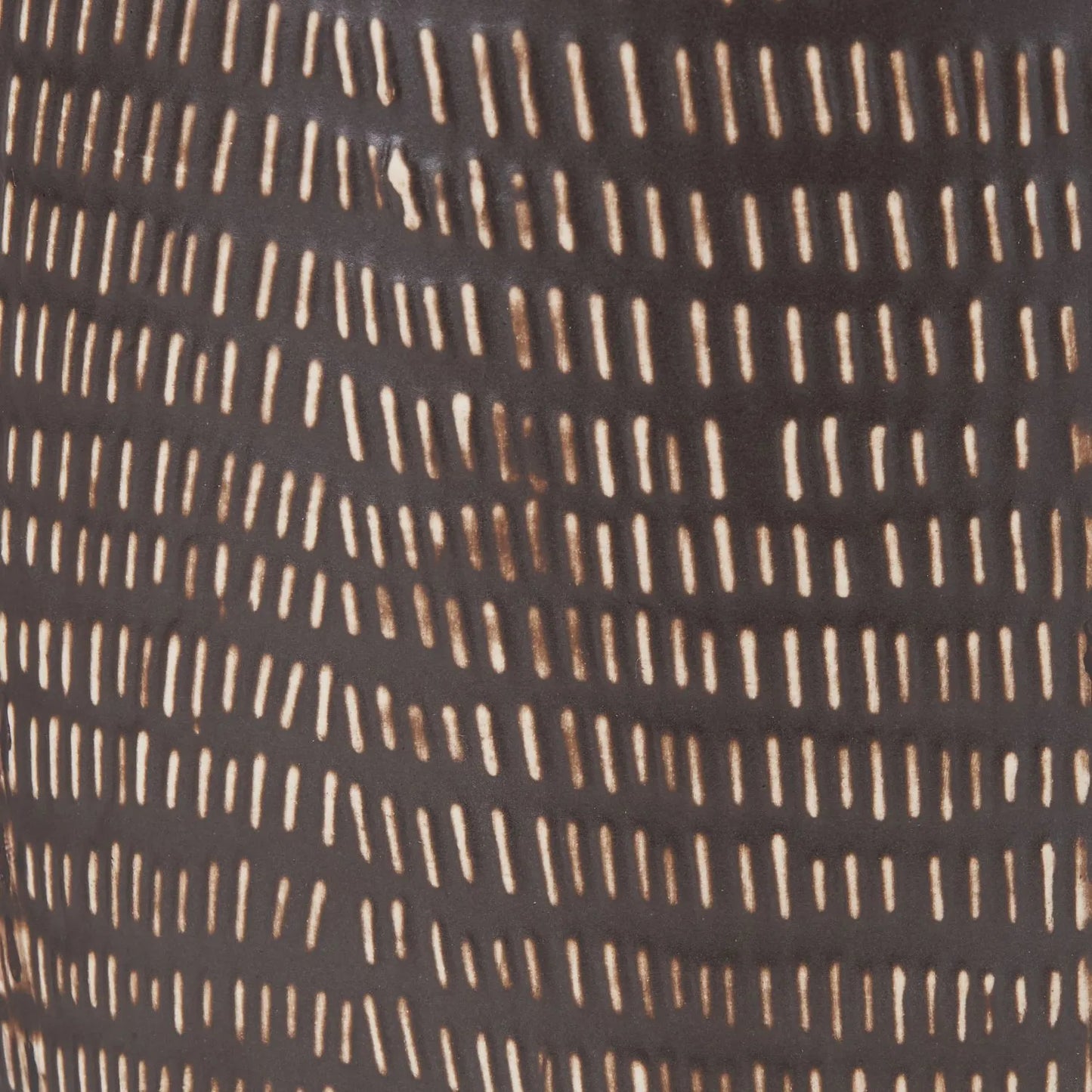 Matt Brown Textured Ceramic Bottle Table Lamp with Lined Natural Linen Drum Shade & Horizontal Line Detailing – Contemporary Earthy Statement Table Light 44x28x28cm | Click Style