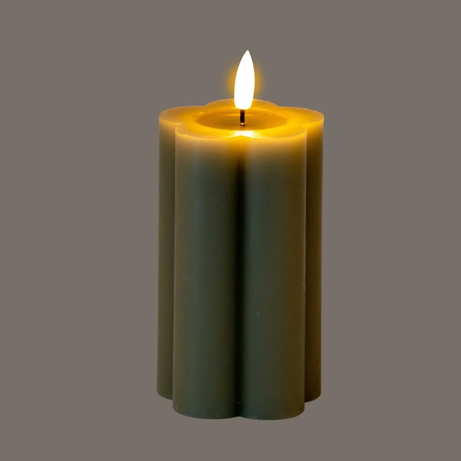 Medium & Large Grey-Sage Scalloped Real Wax LED Flameless Pillar Candles with Realistic Flickering Flame – Battery Operated Decorative Lights 12x7x7cm & 15x7x7cm | Click Style