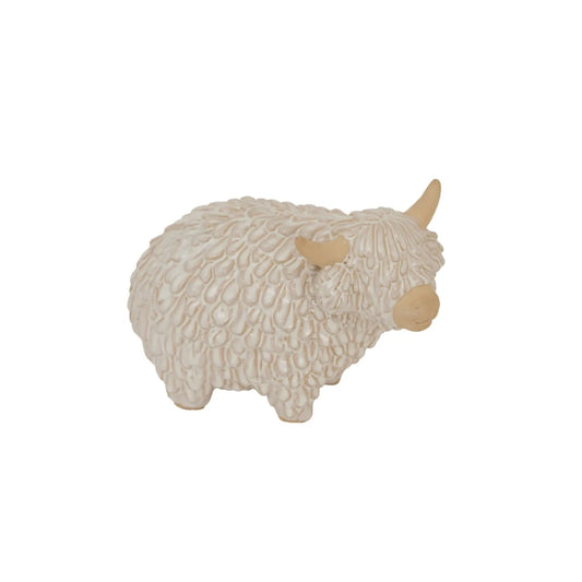 Medium Neutral White Ceramic Highland Cow Ornament with Textured Shaggy Coat & Horns – Rustic Farmhouse Decorative Sculpture 14x20x11cm | Click Style