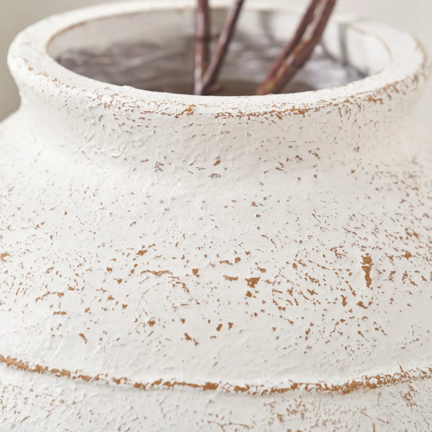 Medium White Ribbed Decorative Floor Standing Vase with Stone-Effect Finish – Textured Fibrestone Display Vessel for Faux Flowers H38xW32xD32cm - Click Style