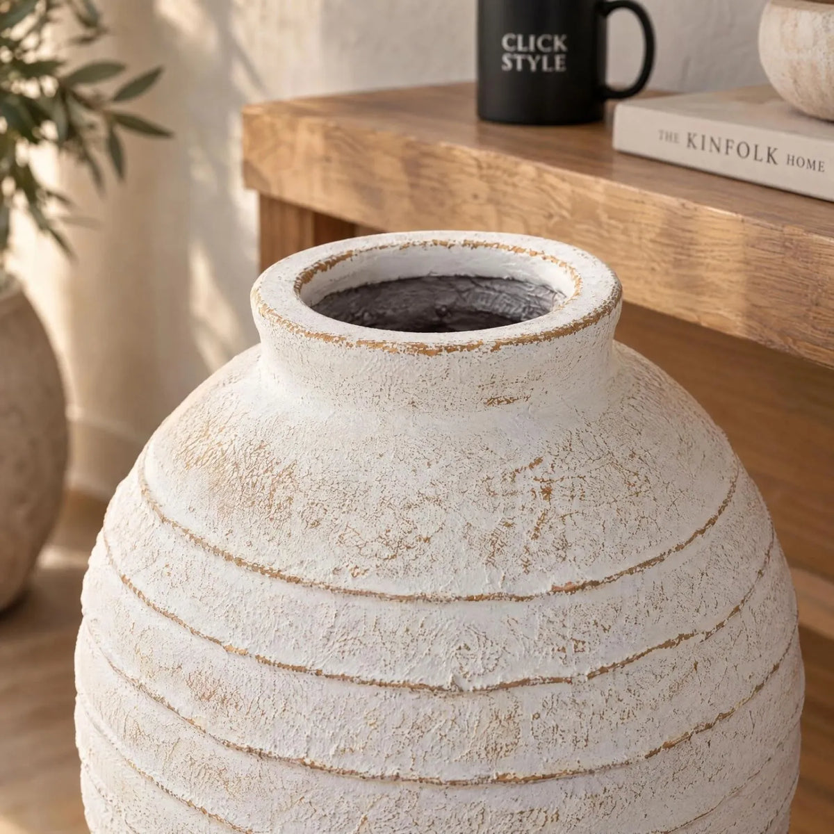 Medium White Wash Fibrestone Floor Standing Vase with Ribbed Texture – Distressed Stone-Effect Decorative Vase 38x32x32cm – Opening Rim & Distressed Fibrestone Texture Close-Up | Click Style