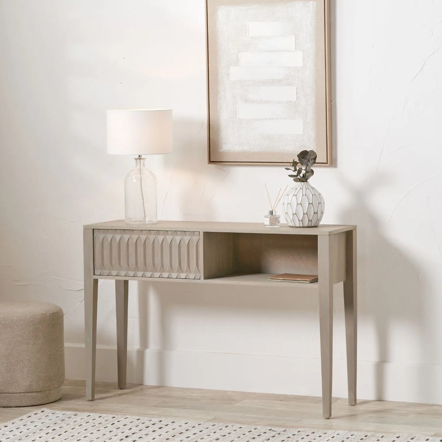 Modern Scandi Light Grey Wash Mango Wood Console Table with Handleless Carved Geometric Drawer Front and Open Shelf Storage – Scandinavian Hallway Console Table for Living Room or Entryway 80x120x35cm | Click Style