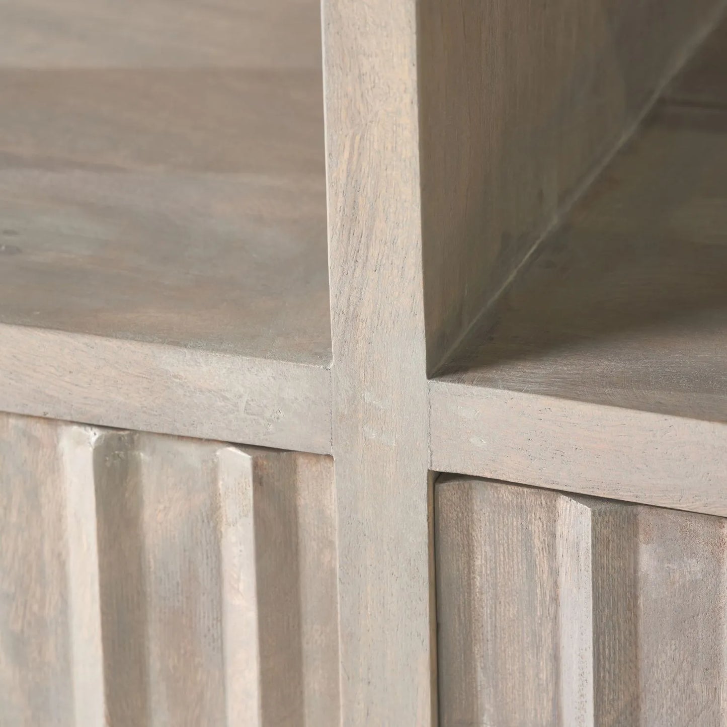 Modern Scandi Light Grey Wash Mango Wood Shelving & Storage Unit – Handleless 2 Door Carved Textured Niche Display Cabinet with Open Shelves, Scandinavian Mango Wood Storage Furniture for Living Rooms, Dining Rooms & Hallways 166x105x40cm | Click Style