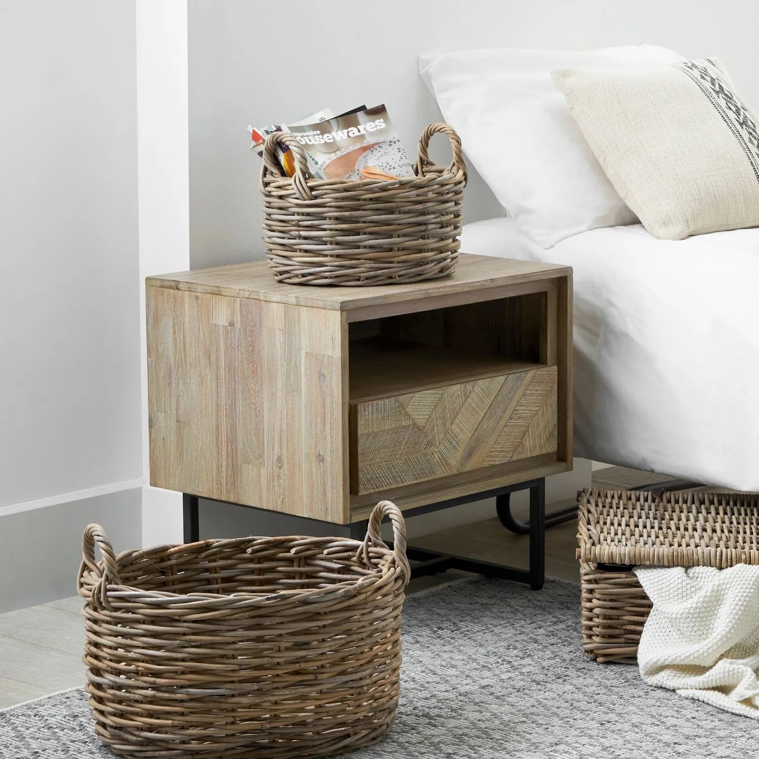 Modern Scandi Sand-Wash Acacia Wood Side Table With Black Metal Legs – Textured Wooden Bedside Nightstand With 1 Drawer & Shelf 55x55x45cm | Click Style