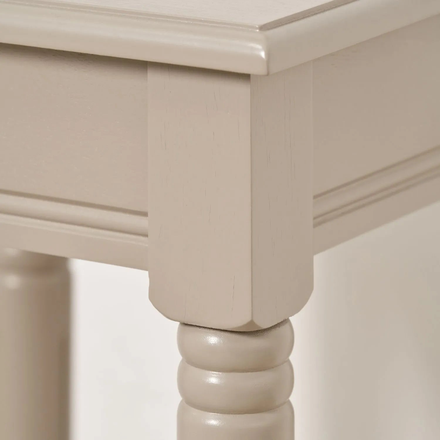 Narrow light beige wooden side table with shelf – slim pine bedside or accent table with turned legs and lower storage 72x36x36cm | Click Style