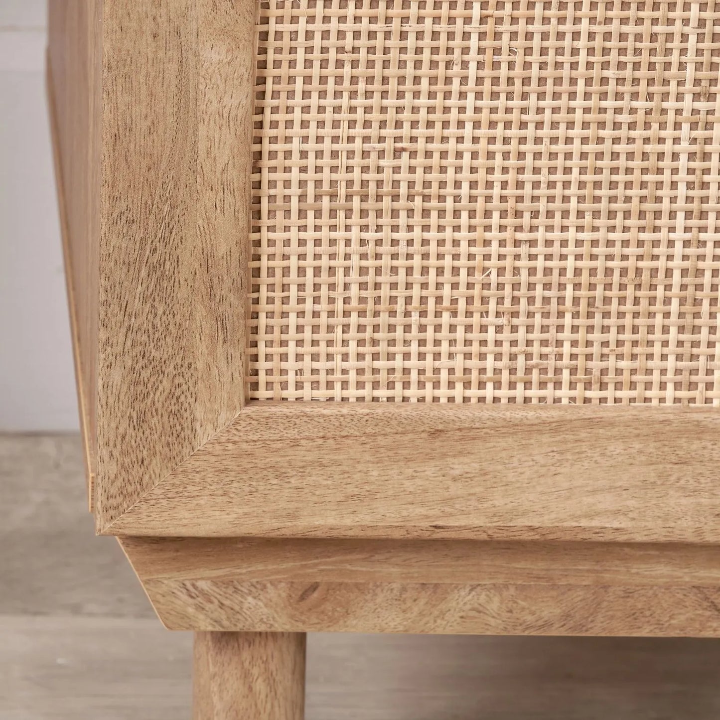 Natural Rattan 1 Door Wooden Side Table Cupboard with Wood Veneer – Bedside Cabinet Storage Unit with Raised Legs, Cane Rattan Door Panel & Brass Handle 50x40x39cm | Click Style