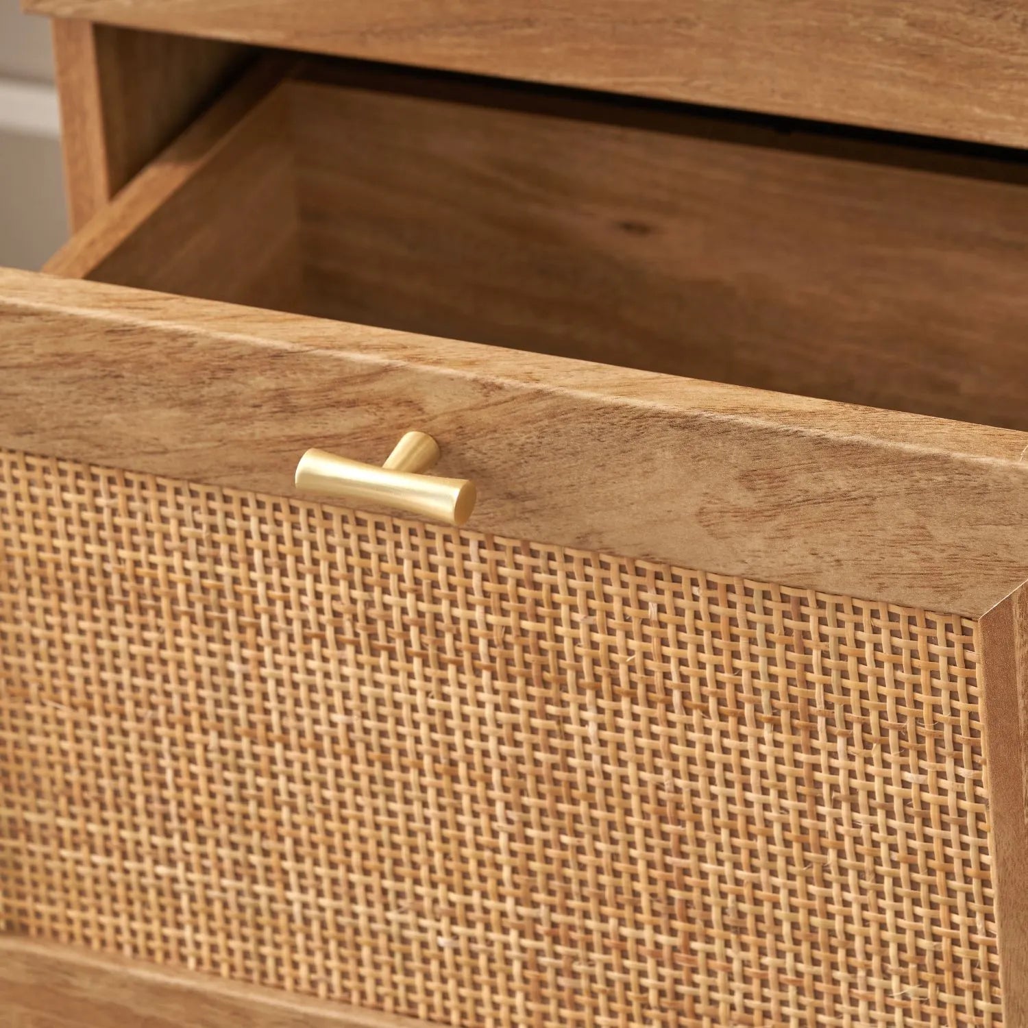 Natural Rattan 3 Drawer Wooden Chest of Drawers with Wood Veneer – Slim Tallboy Storage Unit with Raised Legs 98x43x33cm – Natural Wood Bedroom Storage Cabinet with Woven Rattan Drawer Fronts, Brass Handles and Scandi Style Design | Click Style