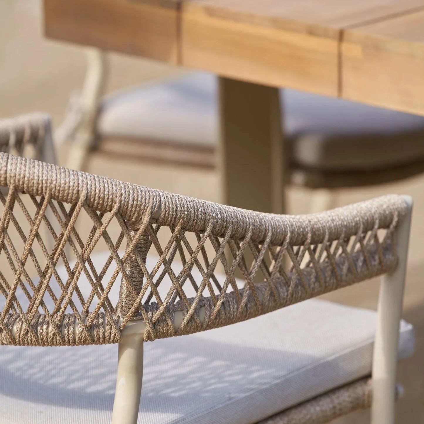 Natural & Light Beige 8 Seater Outdoor Garden Dining Set with Square Tie-On Cushions – Large Rectangular Thick-Top Acacia Wood Table & 8 Curved Back Rope Weave Dining Chairs, Light Beige Powder Coated Aluminium Frame, Light Linen Season-Proof Cushions with Secure Ties, Weather Resistant Luxury Garden Patio Furniture Set for Gardens, Patios, Decking & Terraces | Click Style