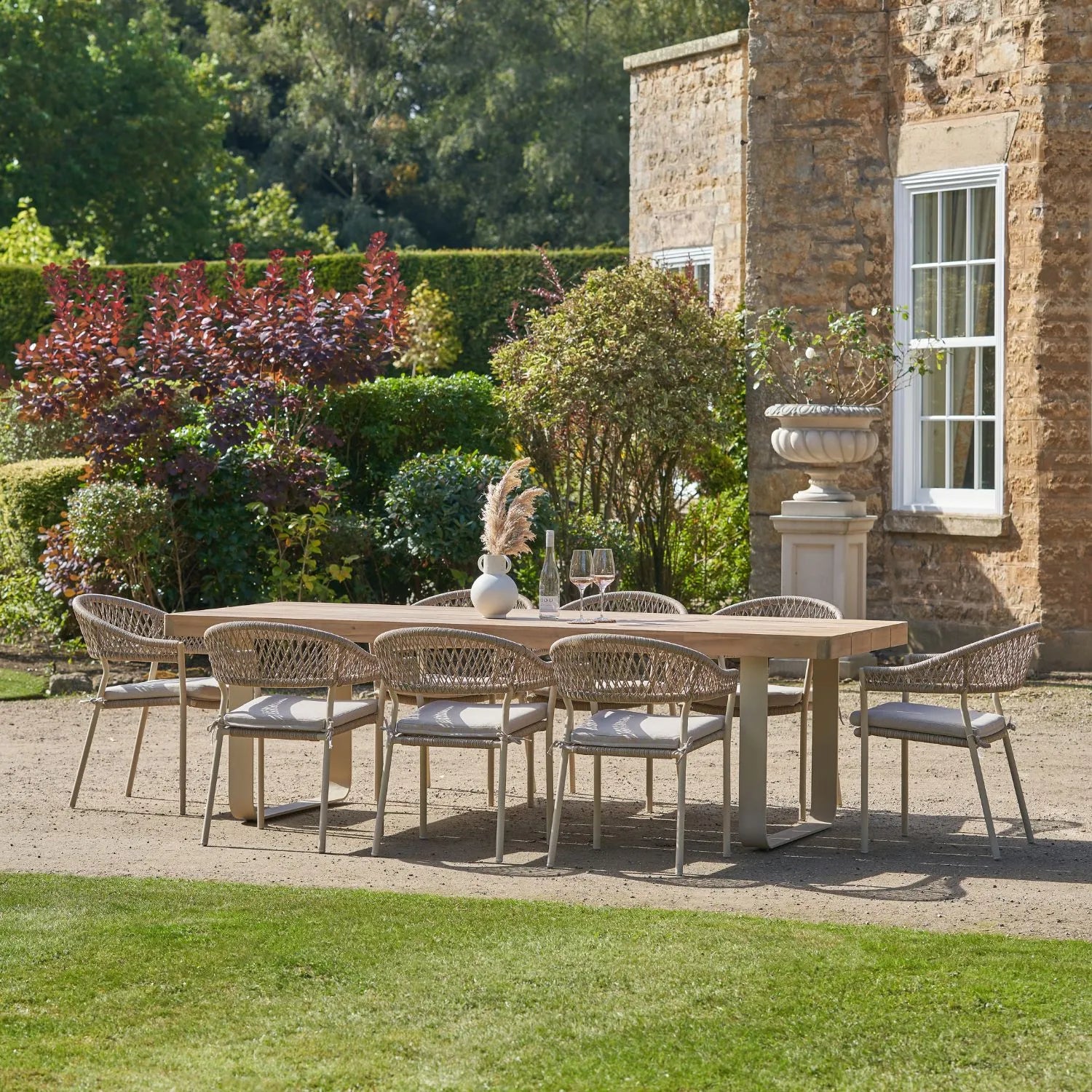 Natural & Light Beige 8 Seater Outdoor Garden Dining Set with Square Tie-On Cushions – Large Rectangular Thick-Top Acacia Wood Table & 8 Curved Back Rope Weave Dining Chairs, Light Beige Powder Coated Aluminium Frame, Light Linen Season-Proof Cushions with Secure Ties, Weather Resistant Luxury Garden Patio Furniture Set for Gardens, Patios, Decking & Terraces | Click Style