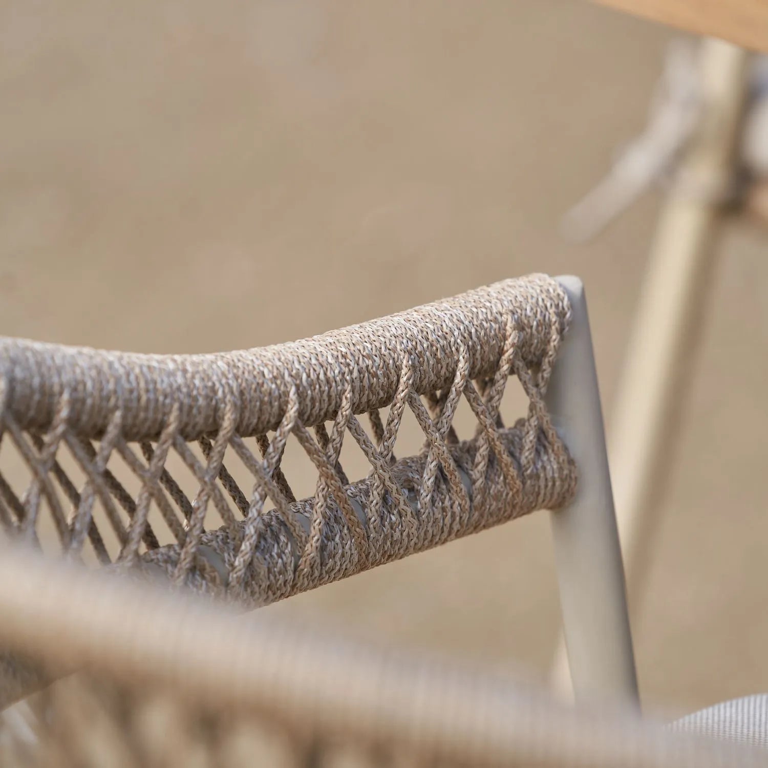 Natural & Light Beige 8 Seater Outdoor Garden Dining Set with Square Tie-On Cushions – Large Rectangular Thick-Top Acacia Wood Table & 8 Curved Back Rope Weave Dining Chairs, Light Beige Powder Coated Aluminium Frame, Light Linen Season-Proof Cushions with Secure Ties, Weather Resistant Luxury Garden Patio Furniture Set for Gardens, Patios, Decking & Terraces | Click Style
