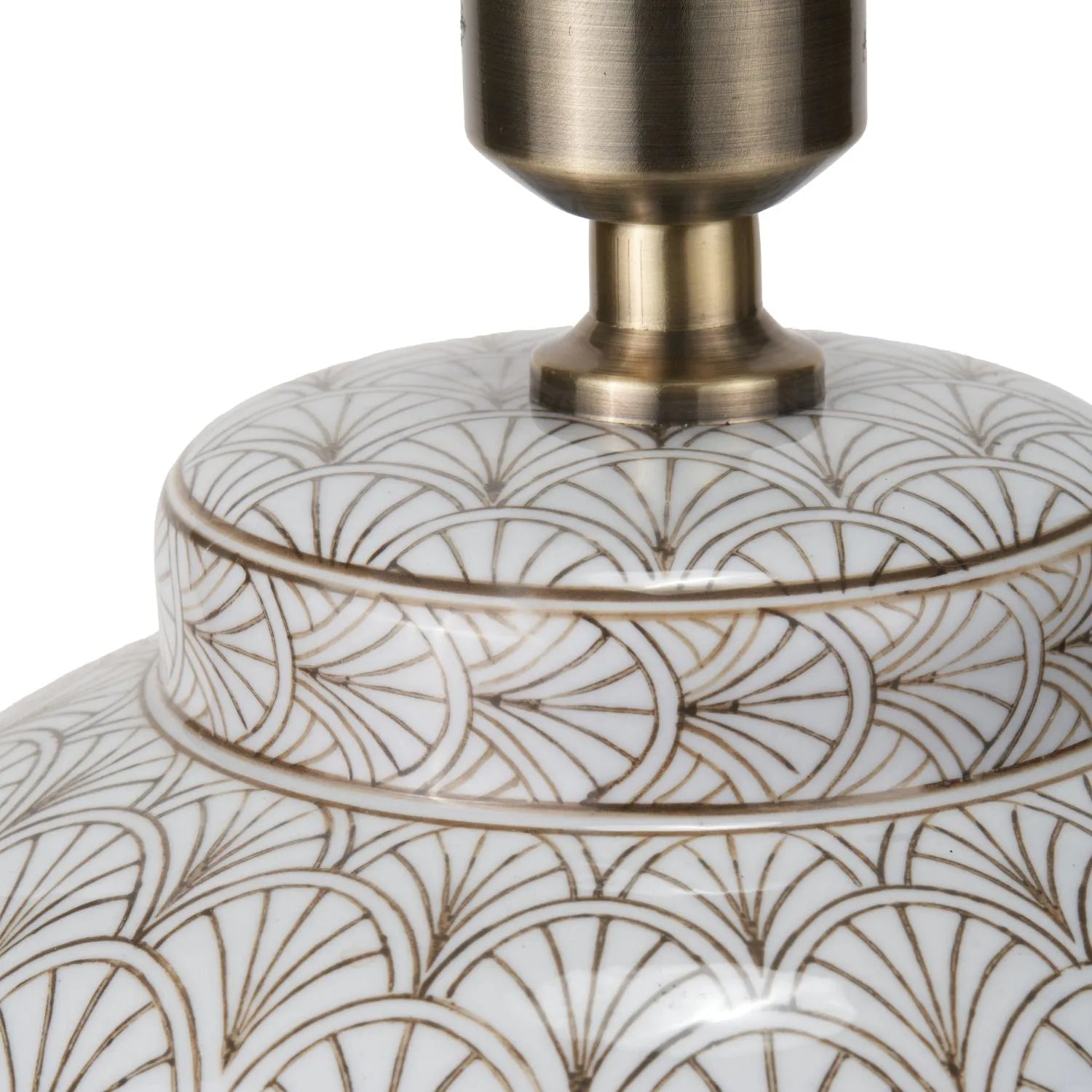 Neutral White Art Deco Scallop Fan Ceramic Table Lamp Base with Antique Brass Fitting – Rounded Urn-Shaped Decorative Lamp 32x23x23cm | Click Style