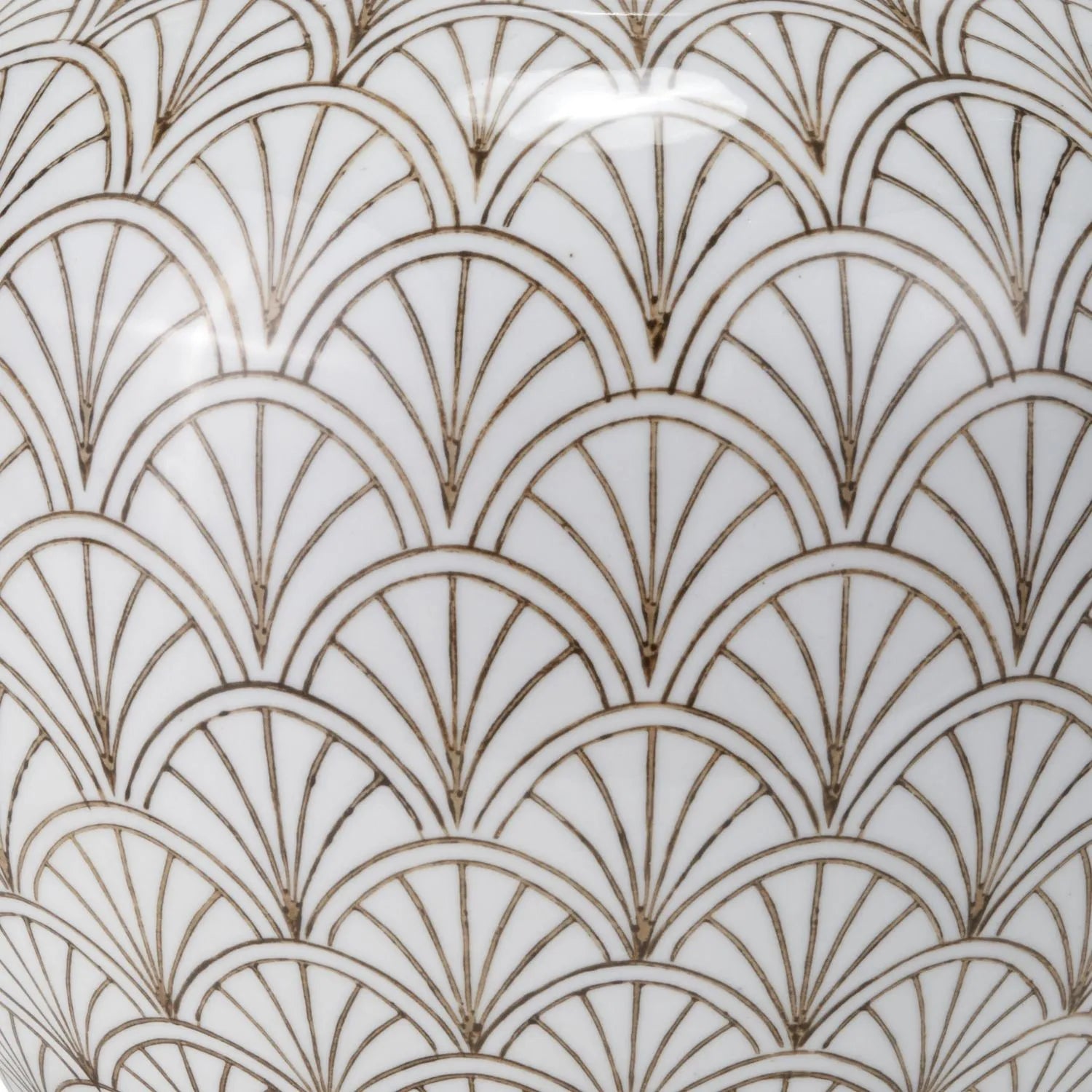 Neutral White Art Deco Scallop Fan Ceramic Table Lamp with Natural Beige Hopsack Empire Tapered Shade – Decorative Sculpted Lighting 46x45x45cm | Click Style