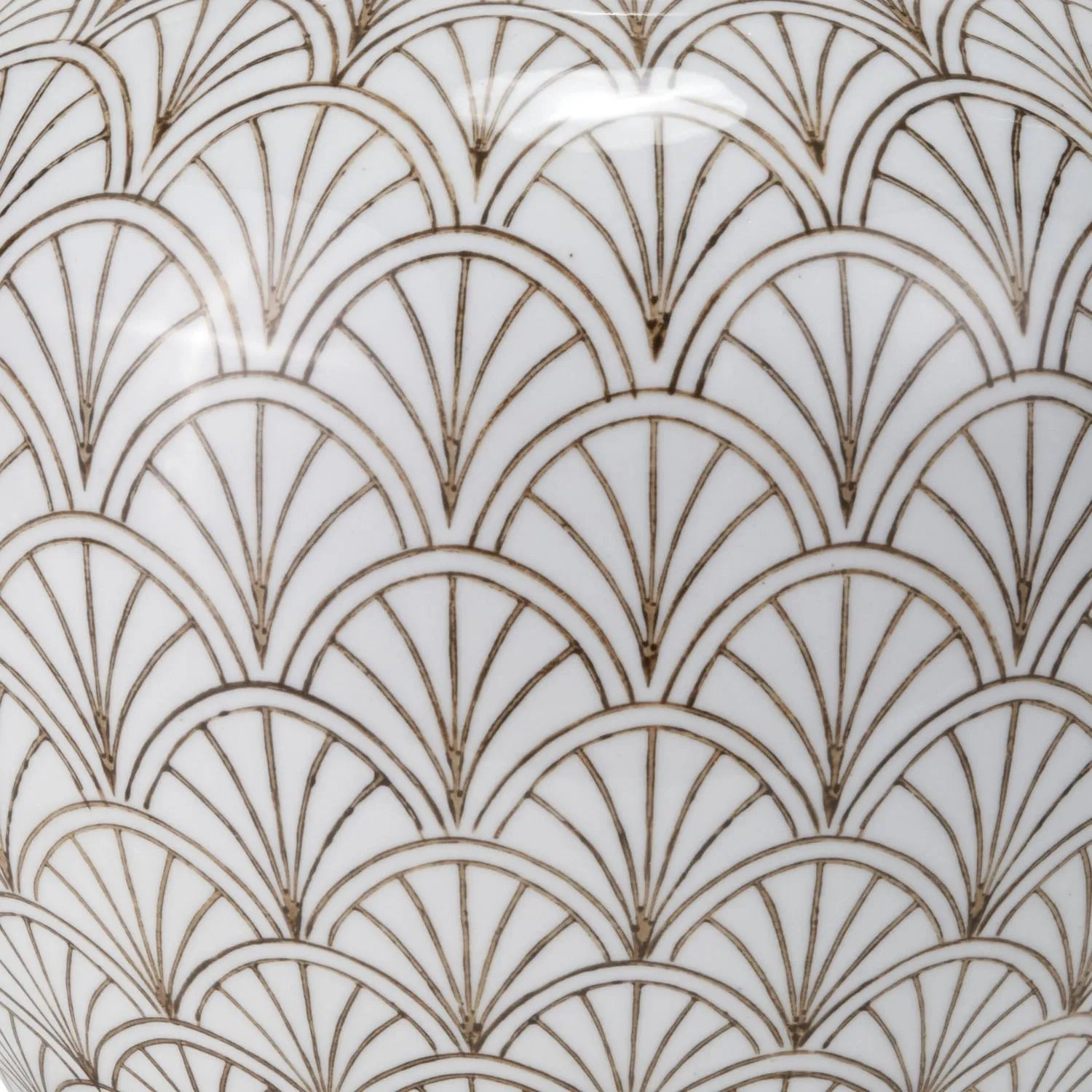 Neutral White Art Deco Scallop Fan Ceramic Table Lamp with Pistachio Green Linen Tapered Shade – Decorative Sculpted Lighting 48x35x35cm | Click Style