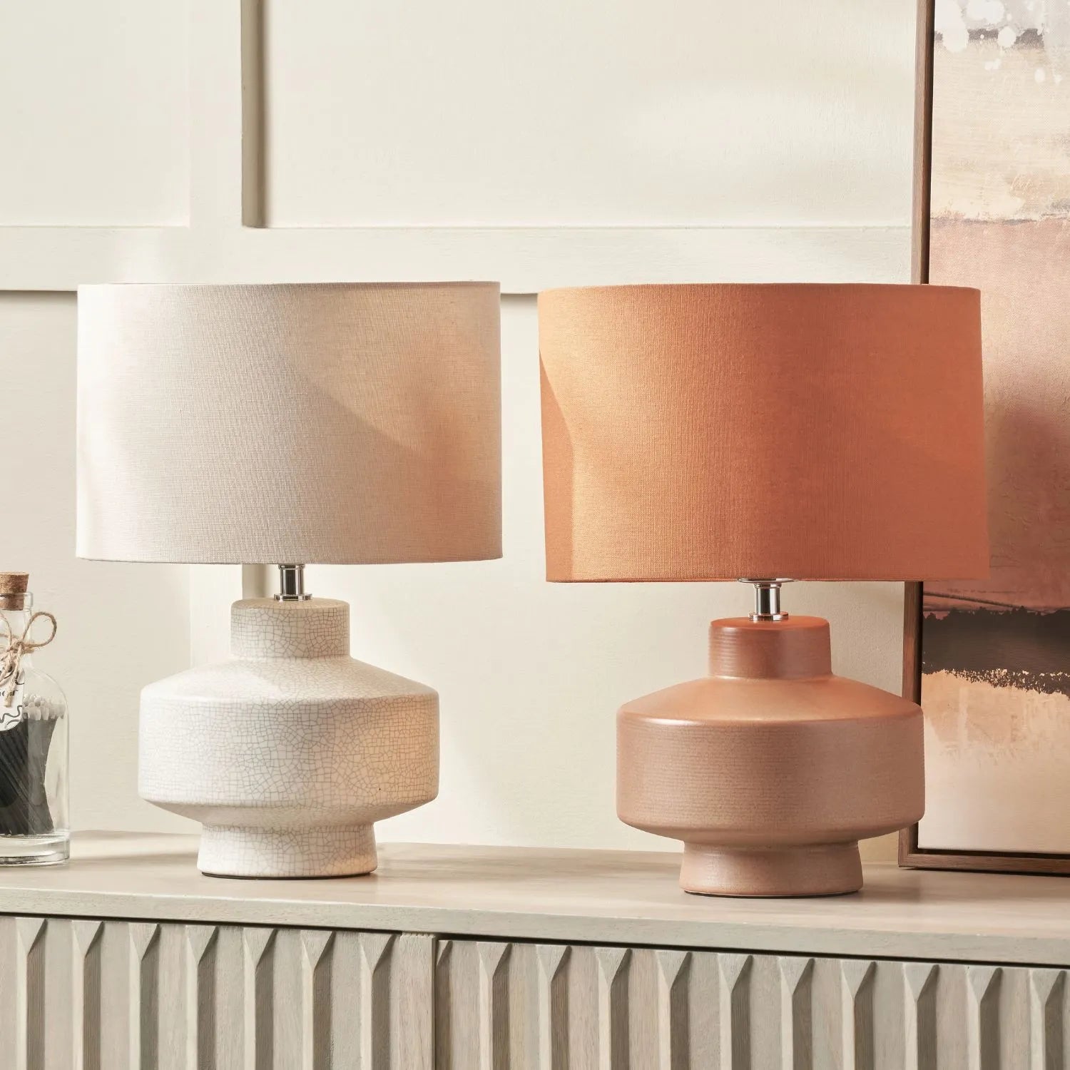 Neutral White Crackle-Effect Ceramic Table Lamp with White Linen Drum Shade – Sculptural Stoneware Table Light 38x28x28cm | Click Style