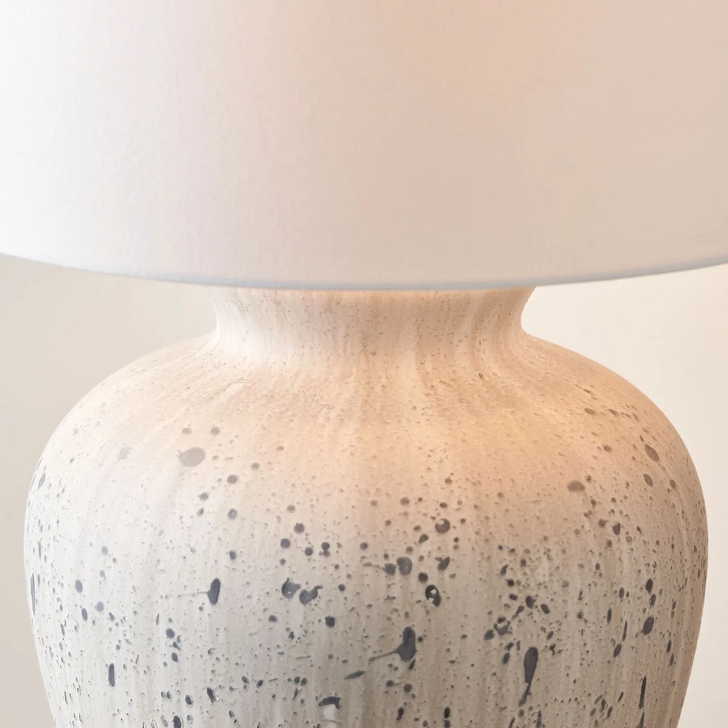 Neutral White & Grey Flecked Ceramic Table Lamp with White Tapered Cotton Shade – Distressed Stoneware-Effect Table Light 54x36x36cm | Click Style