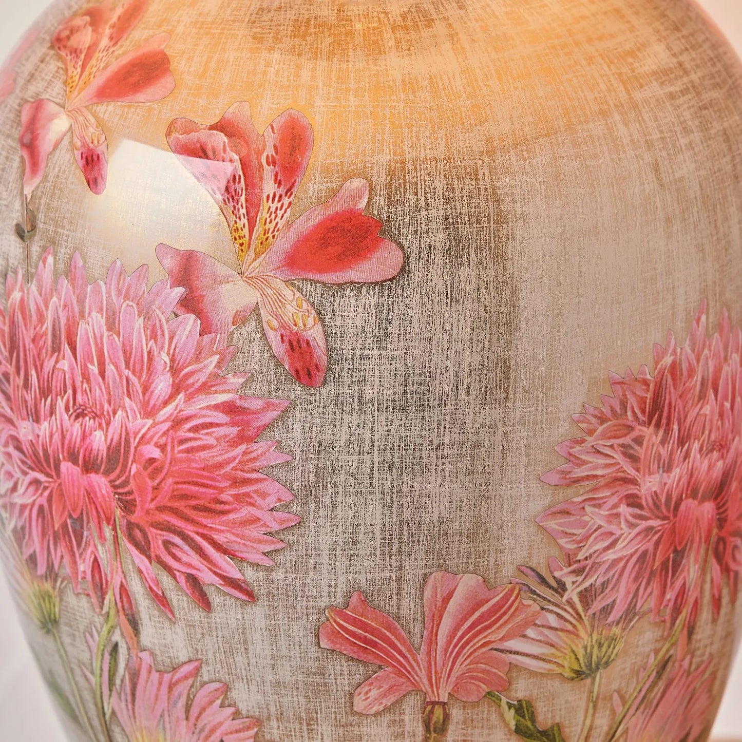 Jenny Worrall Pink Dahlia & Alstroemeria distressed cream & gold glass table lamp base with bulbous shape & raised antique brass feet – handcrafted floral cerise flower lighting 35x20x20cm | Click Style