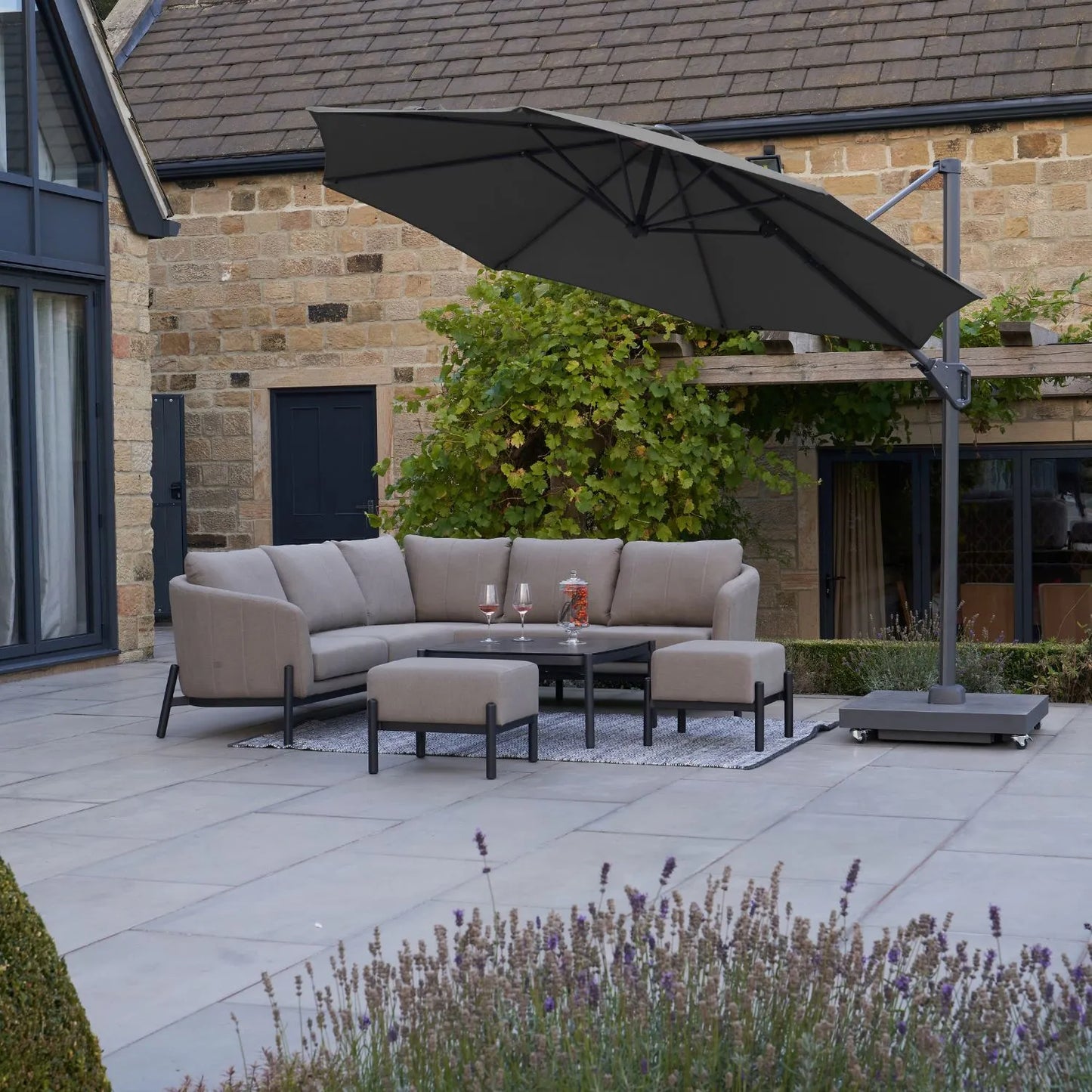 Platinum Voyager T1 3m Round Cantilever Parasol in Anthracite Grey - Click Style